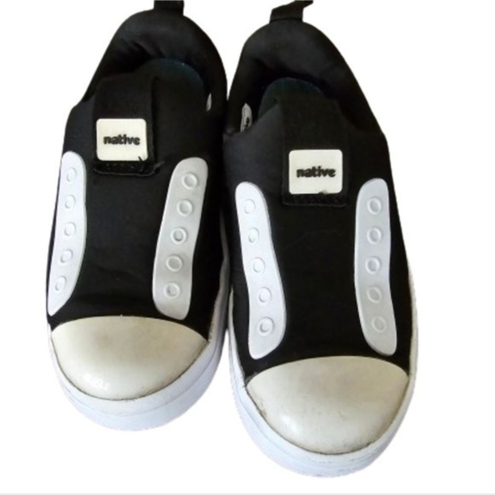 Native Shoes Black White Slip On Kids Toddler Shoes Size C10